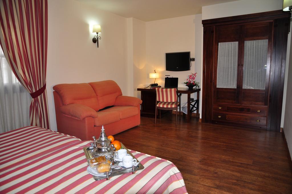 Hotel Los Cerezos Monachil Δωμάτιο φωτογραφία
