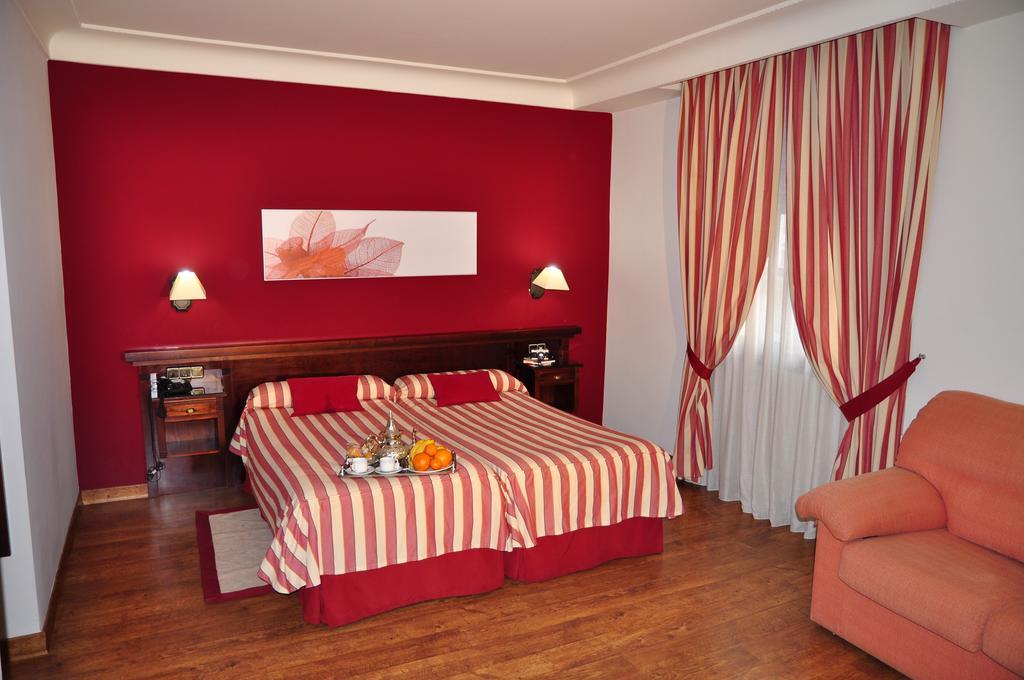 Hotel Los Cerezos Monachil Δωμάτιο φωτογραφία