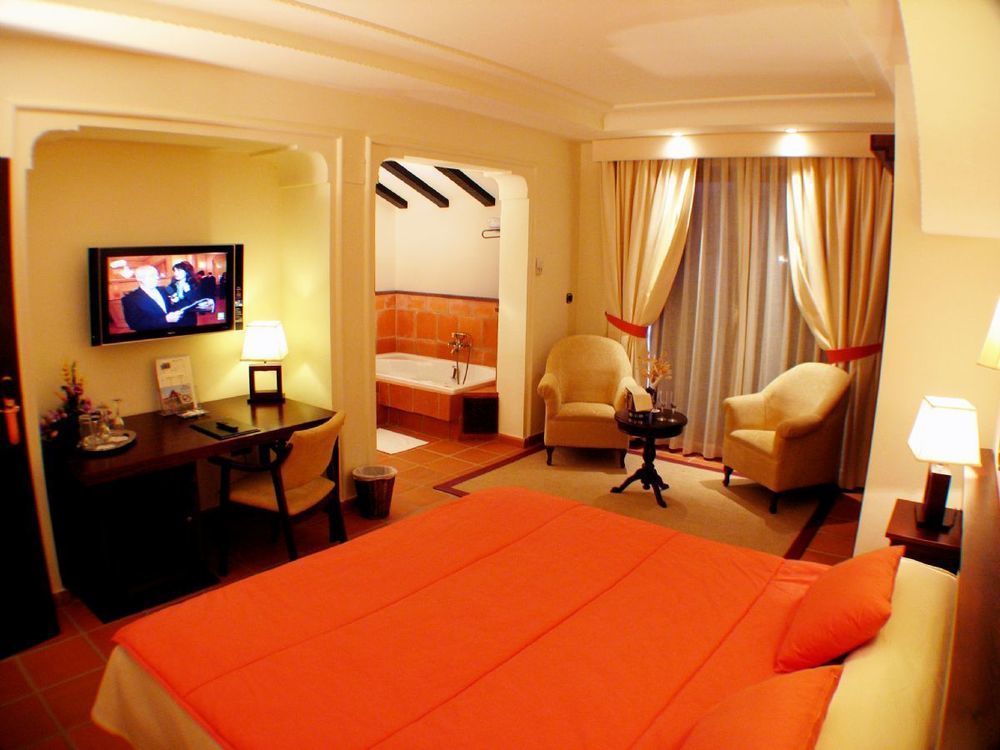 Hotel Los Cerezos Monachil Δωμάτιο φωτογραφία