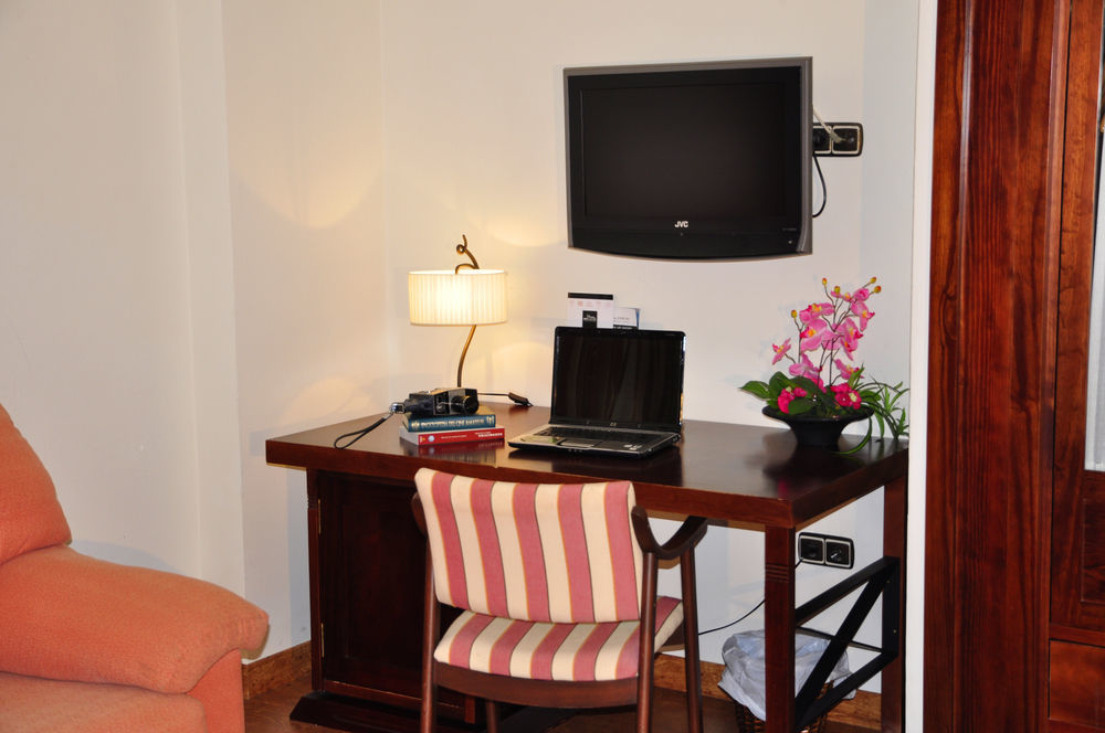 Hotel Los Cerezos Monachil Εξωτερικό φωτογραφία